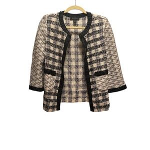 St.John Blazer - Size 6 - Excellent Condition